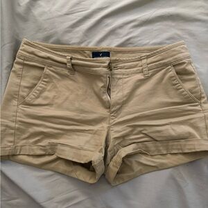 American Eagle Outfitters Tan Cargo Shorts